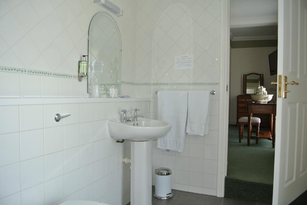 ホテルWorgret Manor ウェアラム 部屋 写真